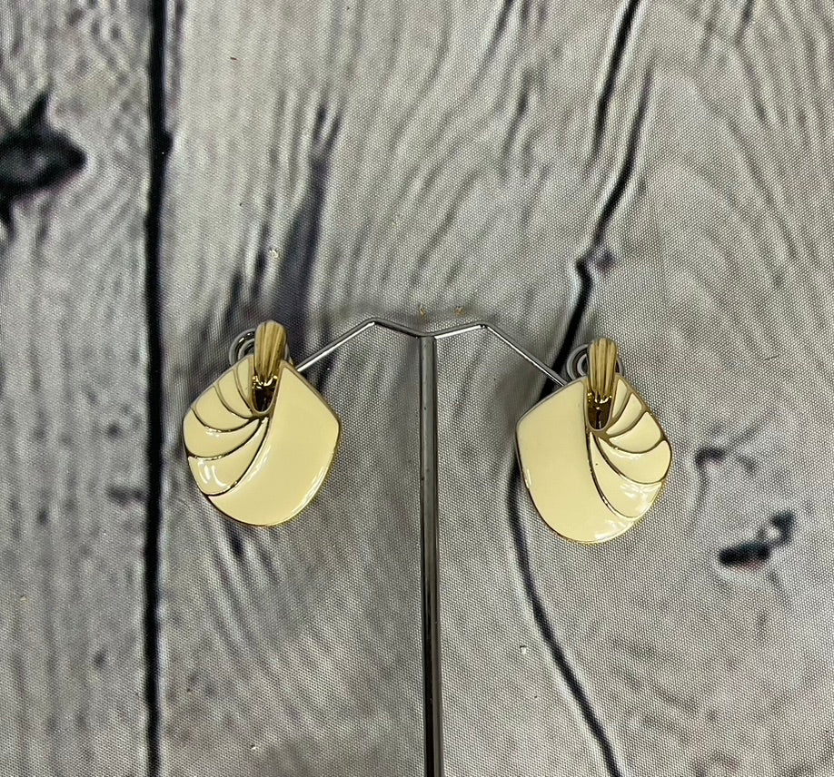 VIntage Cream Enamel and Gold Clip-on Earrings