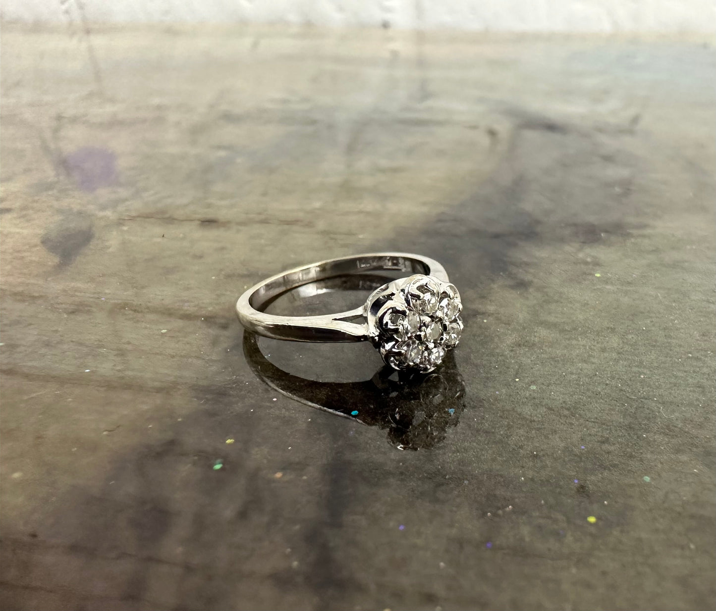 14K White Gold Cluster Diamond ring