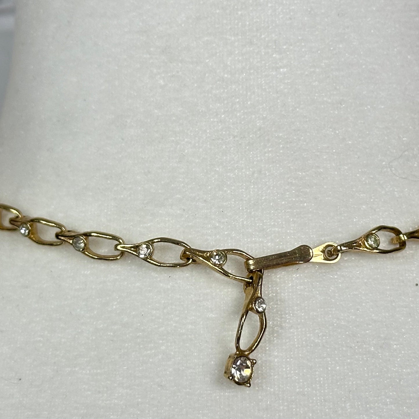 Faux Pearl and Crystal Choker in Gold Tone