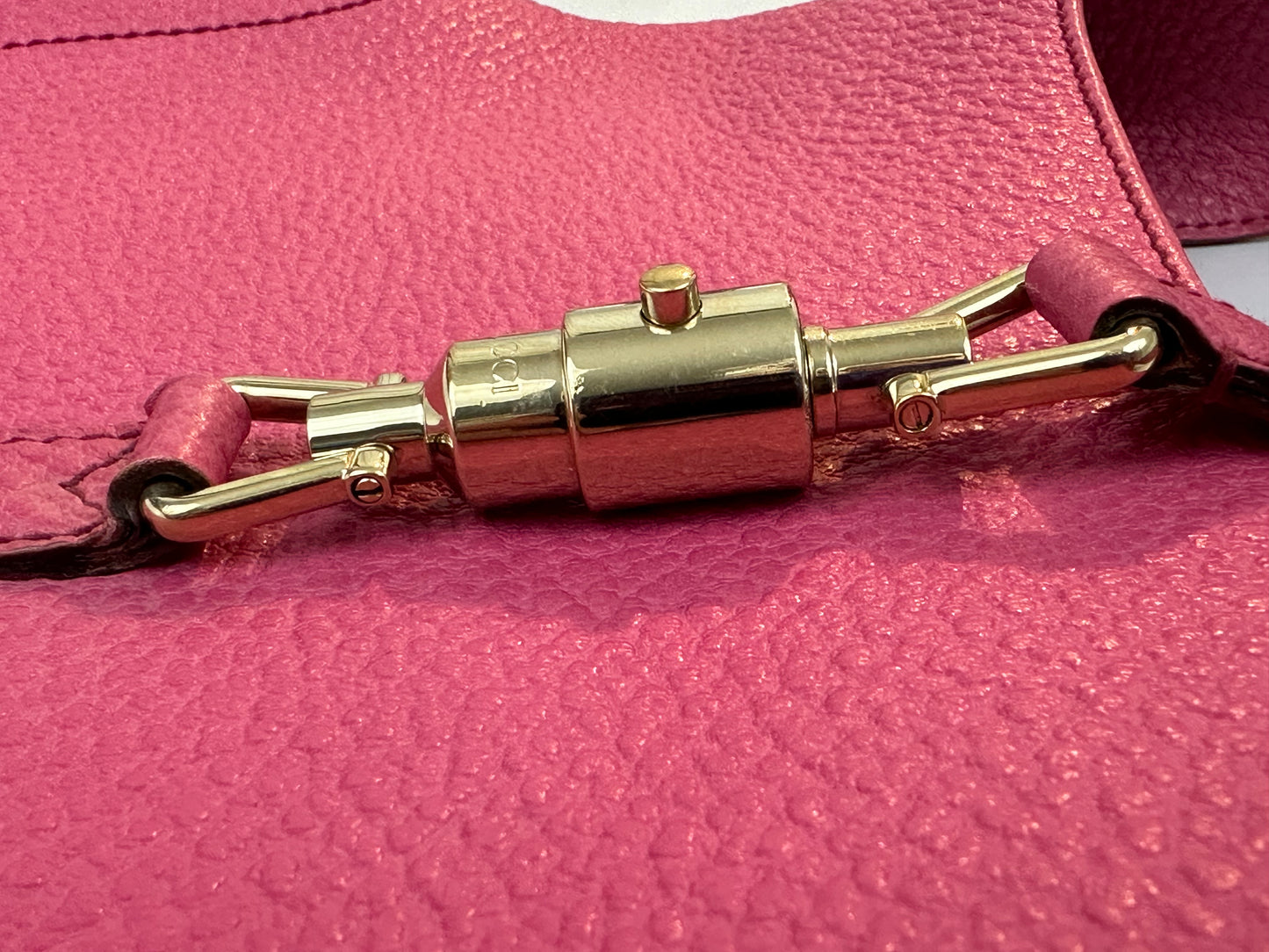 Vintage Pink Pebbled Leather “Jackie” Gucci Purse