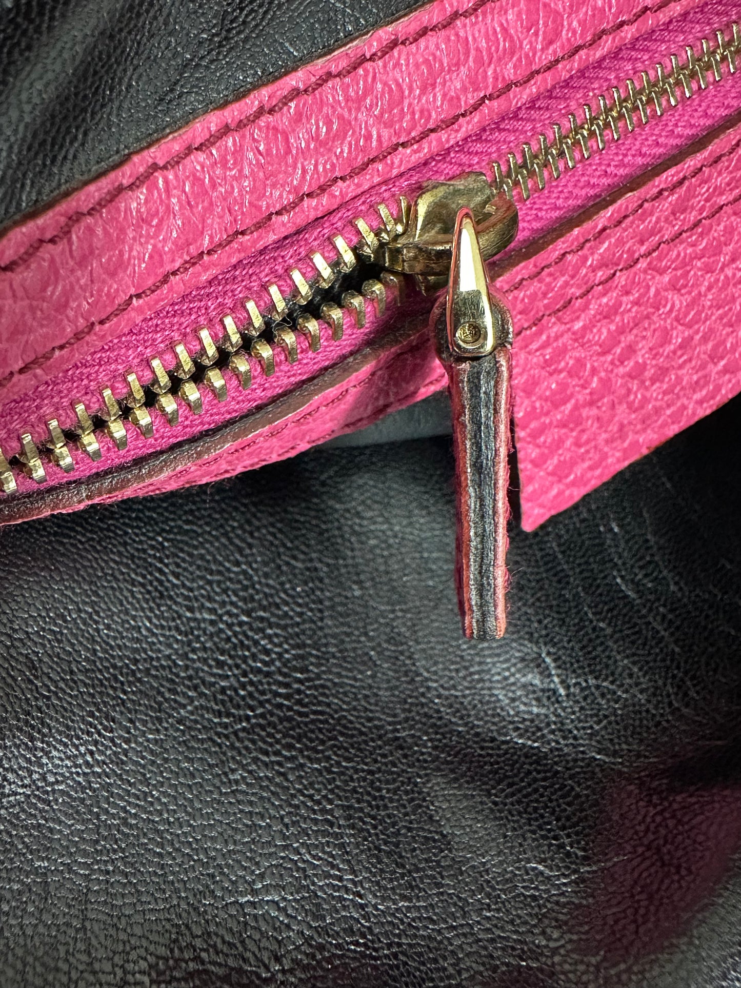 Vintage Pink Pebbled Leather “Jackie” Gucci Purse