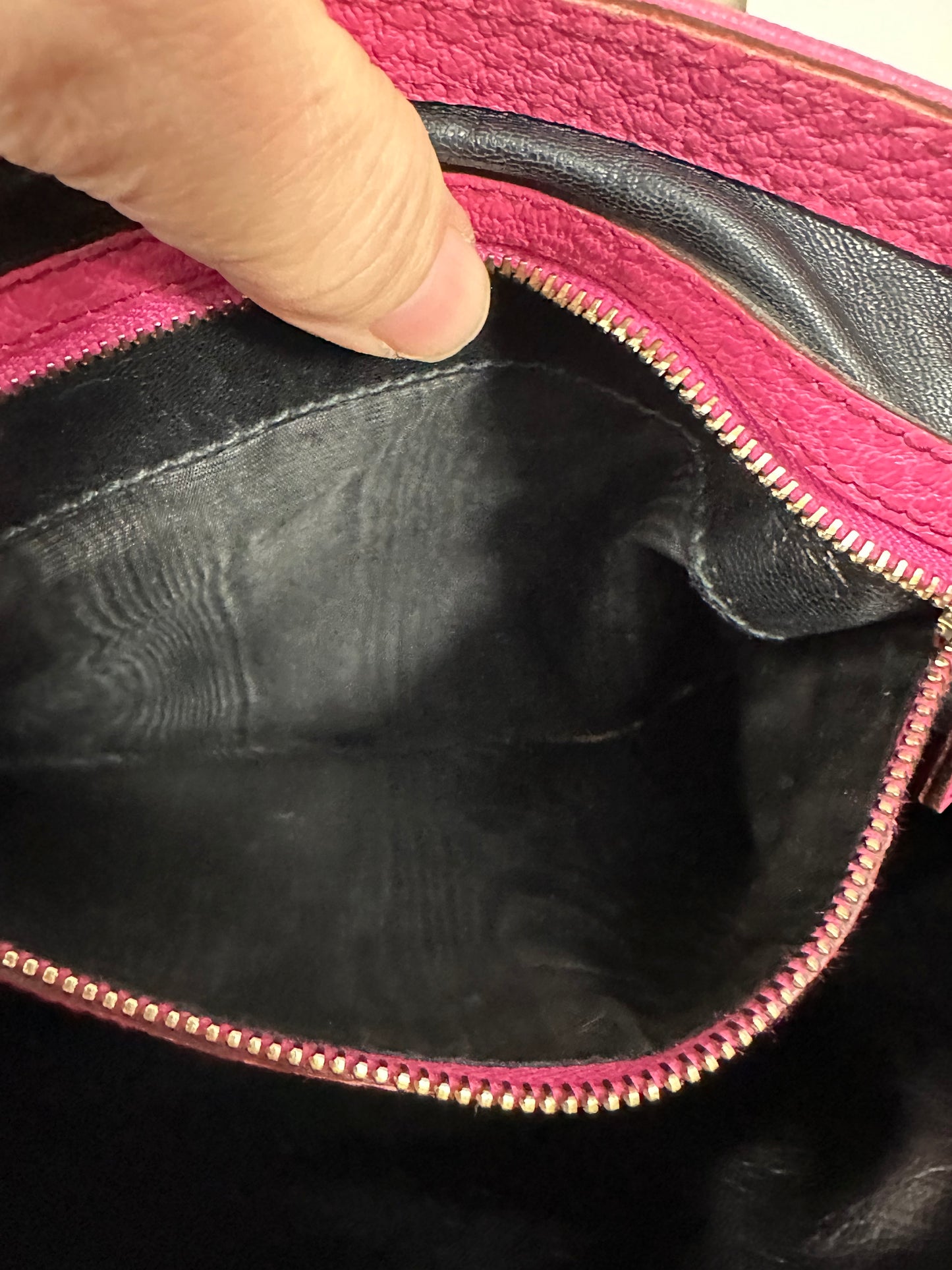 Vintage Pink Pebbled Leather “Jackie” Gucci Purse