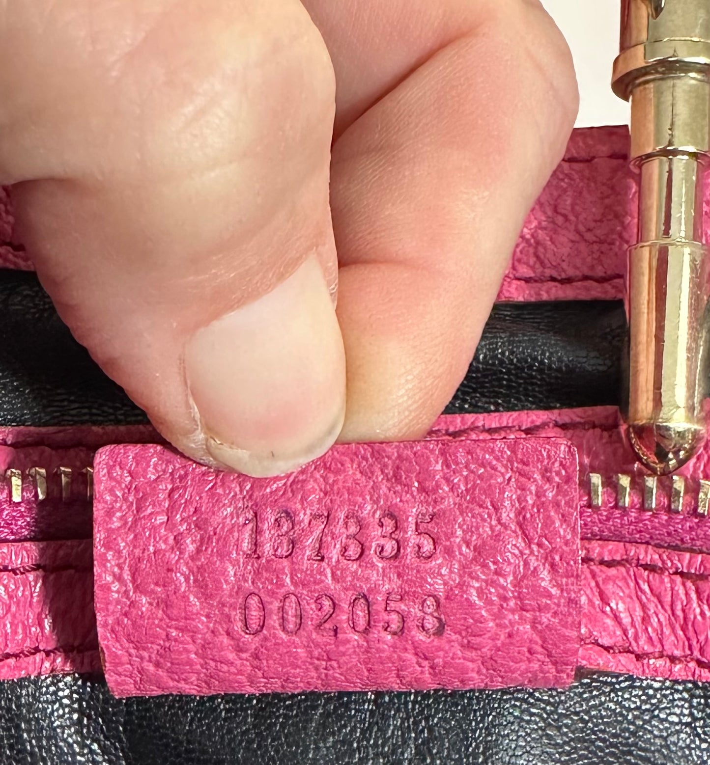 Vintage Pink Pebbled Leather “Jackie” Gucci Purse