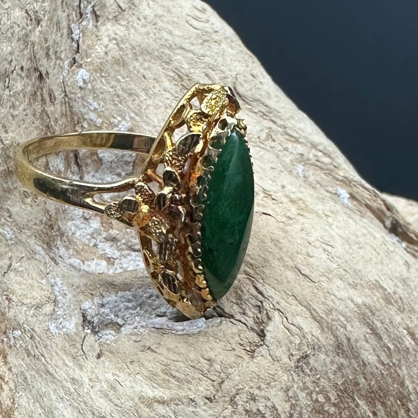 RARE Vintage/Antique Flip Ring in 18K yellow gold .