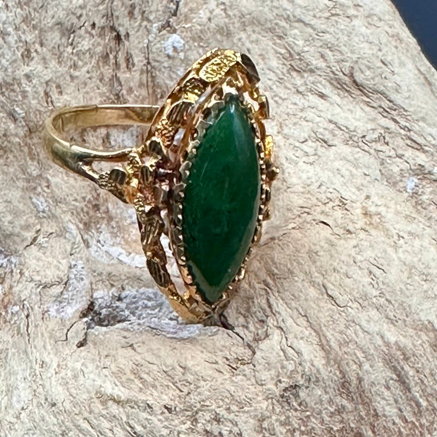 RARE Vintage/Antique Flip Ring in 18K yellow gold .