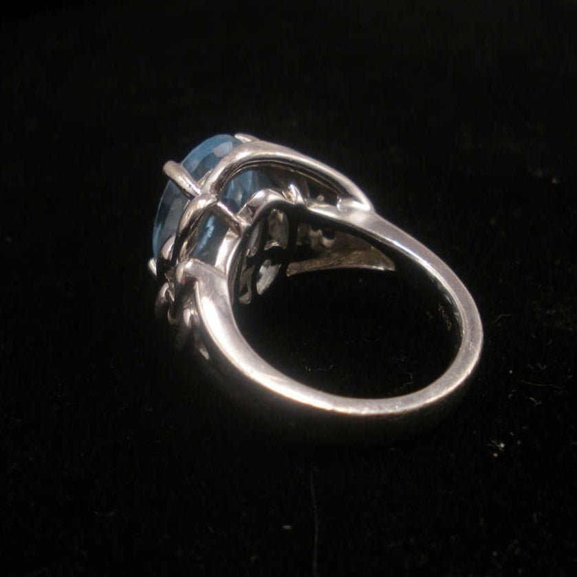 Blue Topaz and Sterling Silver ring