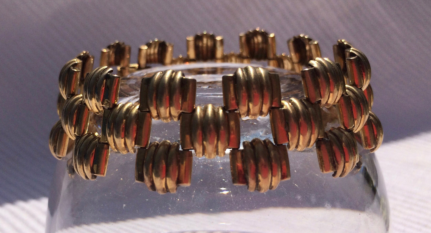 Kreisler Gold Plated Ribbed 3 row bracelet.