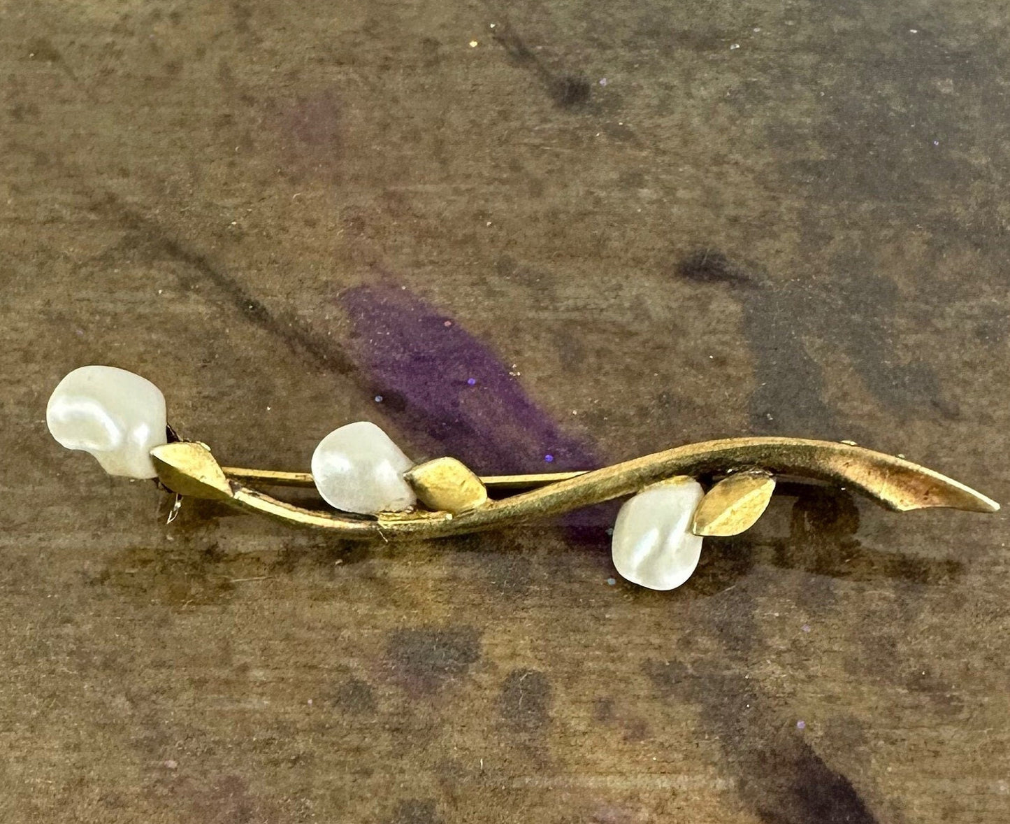 Baroque Pearl Goat Willow Branch