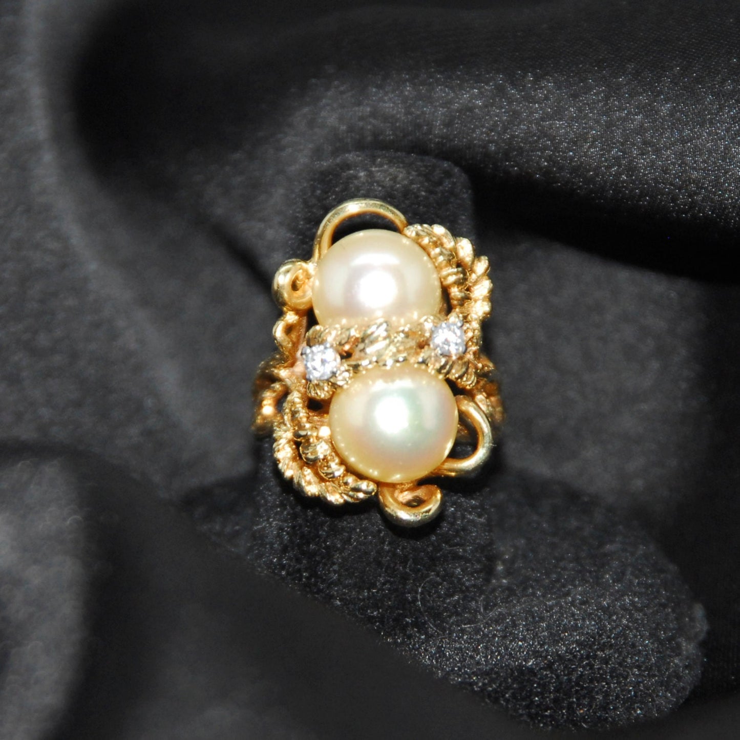 Diamonds, Pearls, and Gold Cocktail Ring