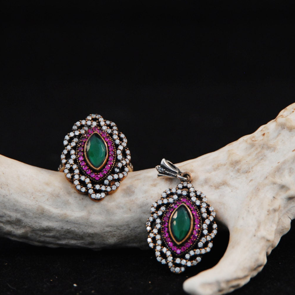 Turkish set- Pendant and ring with Emeralds and White and Red Topaz