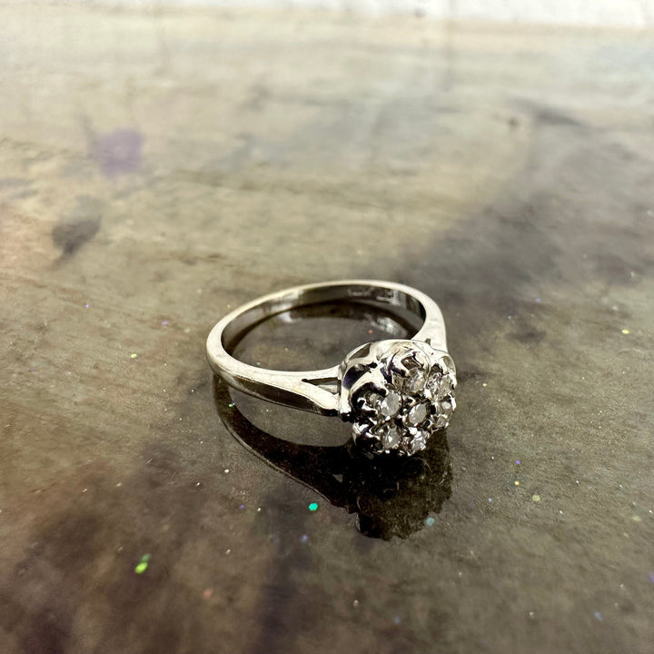 14K White Gold Cluster Diamond ring