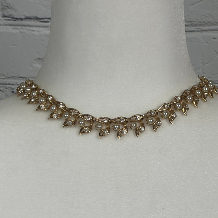 Faux Pearl and Crystal Choker in Gold Tone
