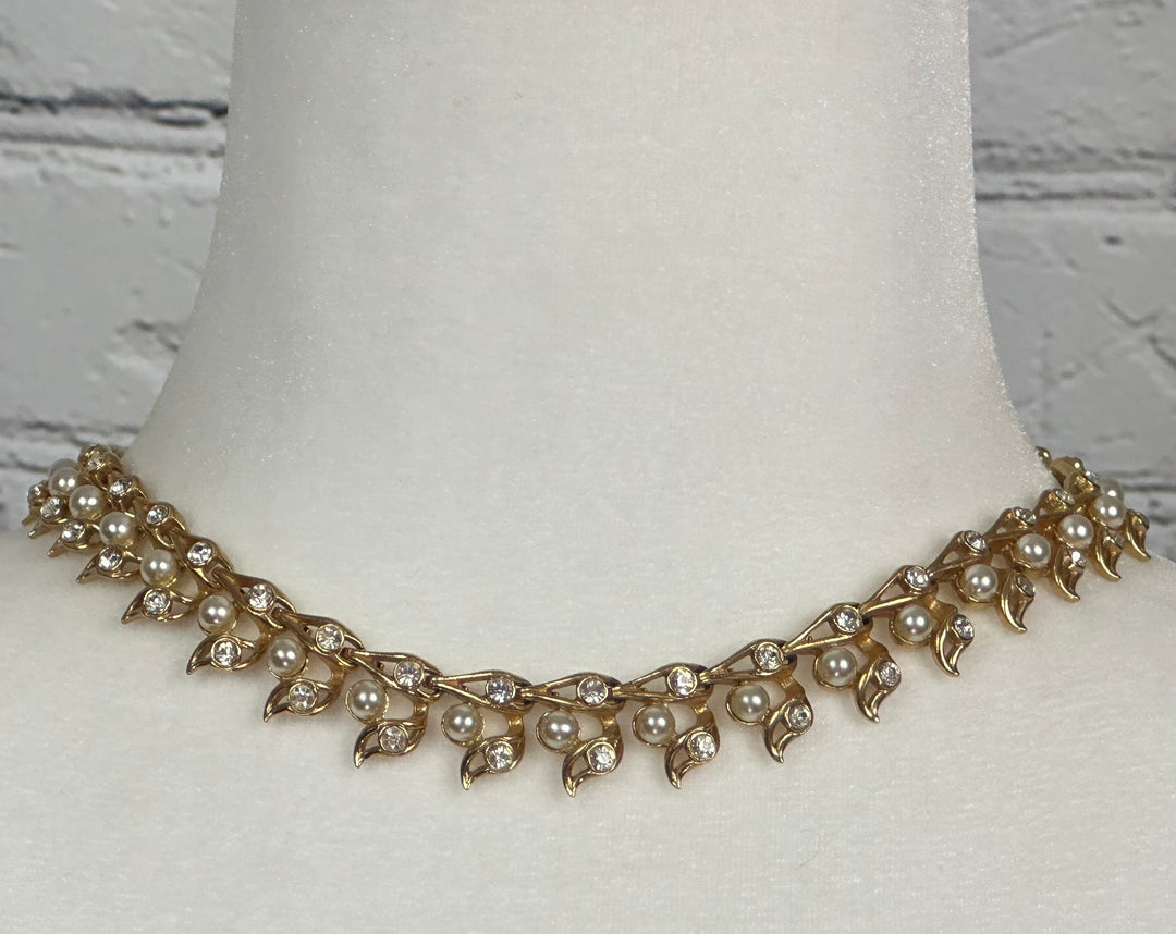 Faux Pearl and Crystal Choker in Gold Tone