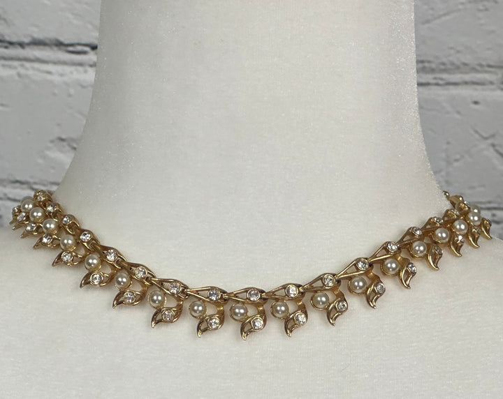 Faux Pearl and Crystal Choker in Gold Tone