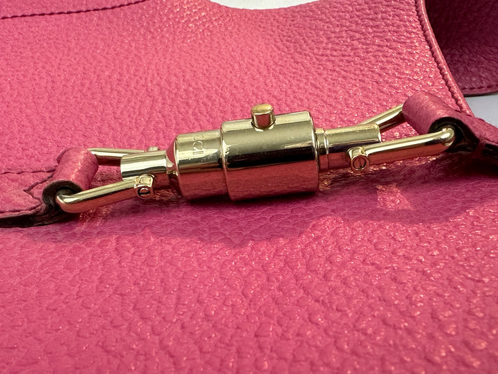 Vintage Pink Pebbled Leather “Jackie” Gucci Purse
