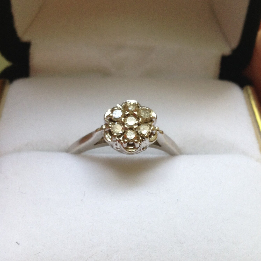14K White Gold Cluster Diamond ring