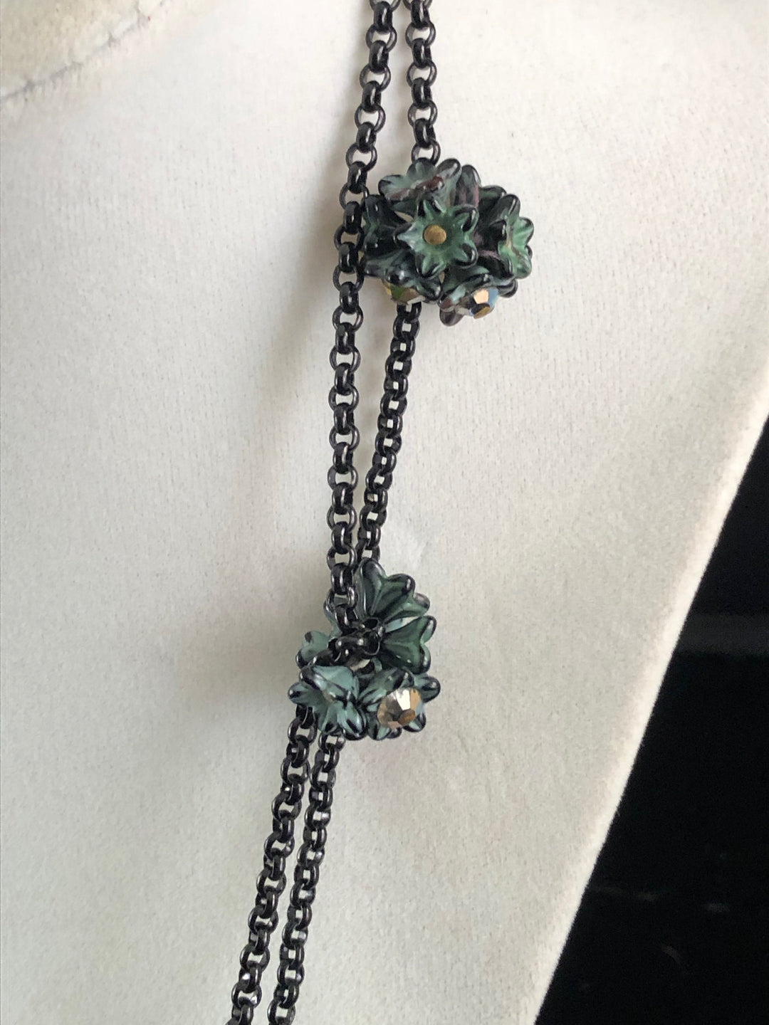 Vintage  Black Flapper style Necklace with Green and Black Flower Cluster