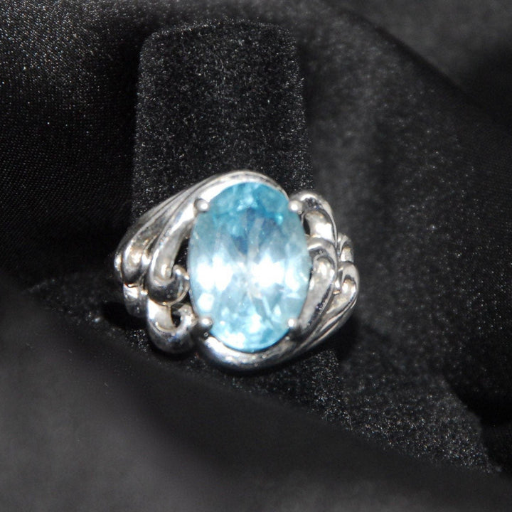 Blue Topaz and Sterling Silver ring
