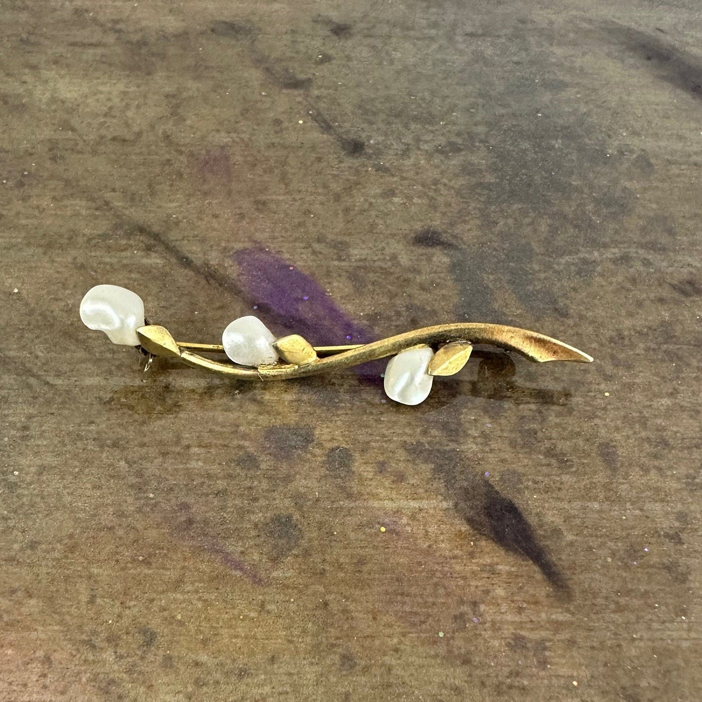 Baroque Pearl Goat Willow Branch