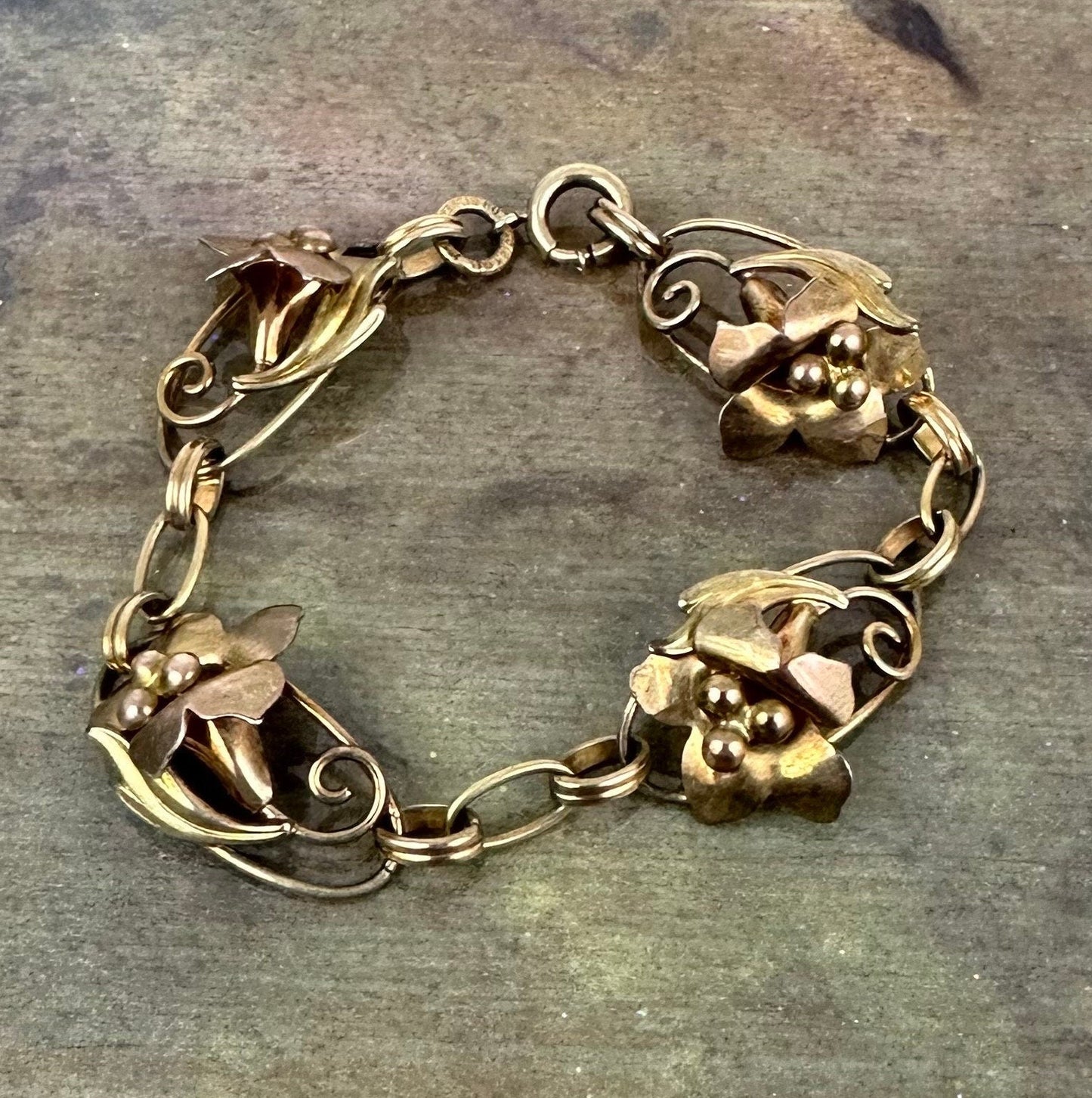Carl Art Signed Art Deco Lily Blossom  Link bracelet